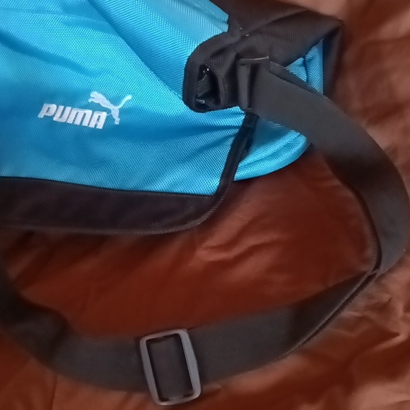 Puma Messenger Bag - Picture 5 of 10